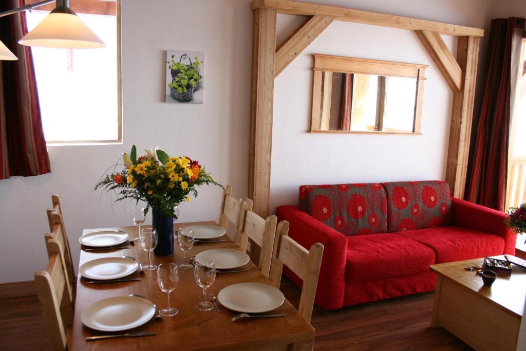 Chalet Des Neiges : La Cime Des Arcs Les Arcs  Room photo